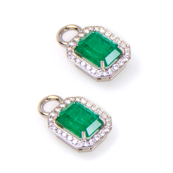 Ohrschmuck, ohrhänger, einhänger, smaragd, smaragdschmuck, emerald, emerald cut, diamanten, entourage, diamantschmuck, damenschmuck, beryll, smaragdschliff, juwelen, edelsteine, schmuckdesign, schmuck, goldschmiede, brillanten, juwelier, sahak, jewellery, zurich